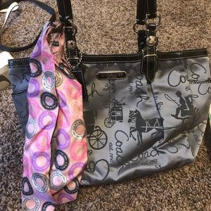 Authentic Coach purse - Hardly Ever Used